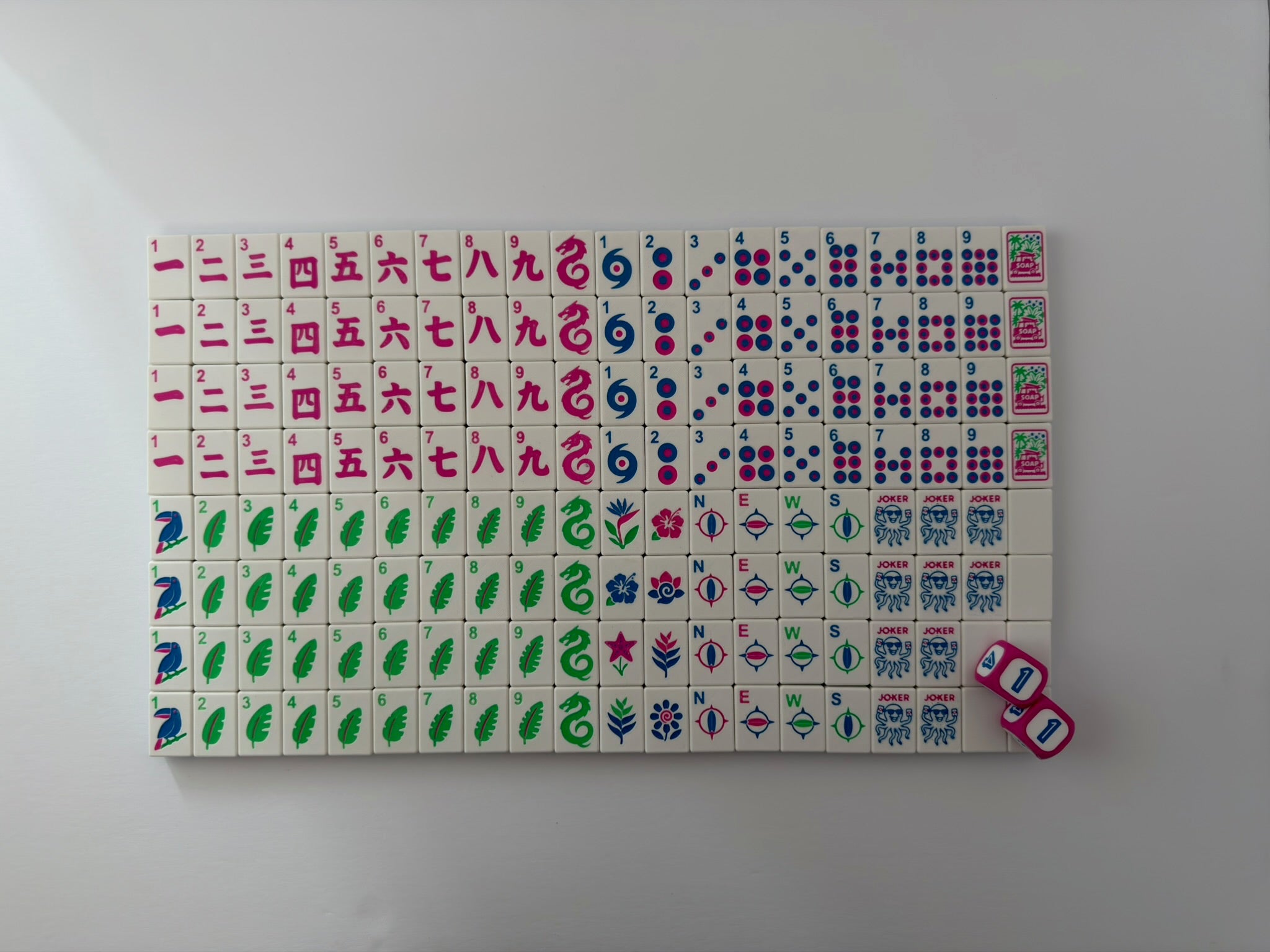 Mahjong on the Go Travel Set - Custom Lid Edition
